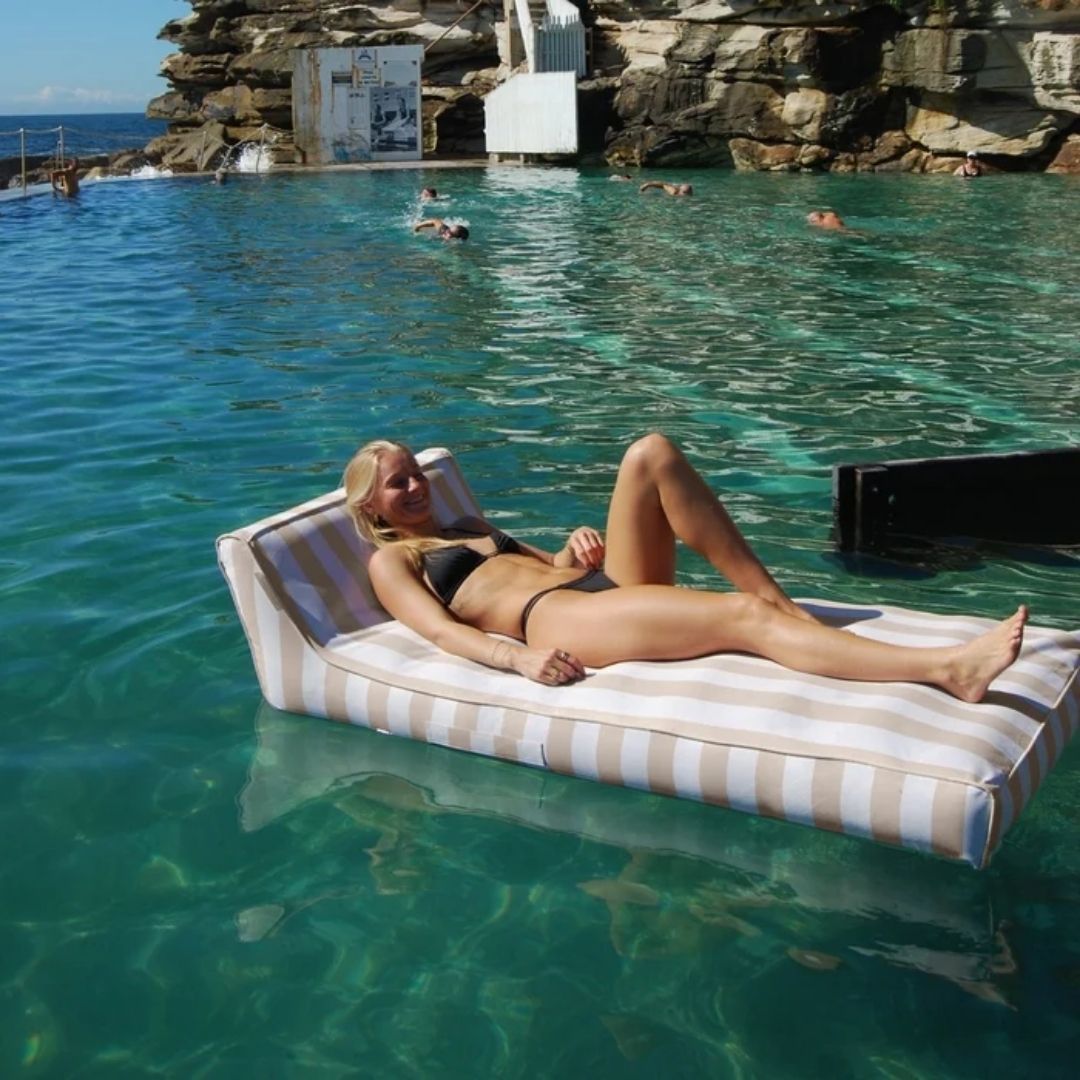 SUNNYLiFE Luxe Lie-on Lounger - Oyster Stripe