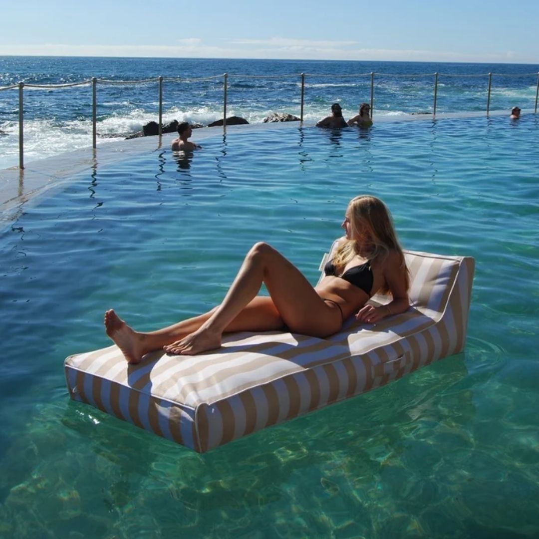 SUNNYLiFE Luxe Lie-on Lounger - Oyster Stripe