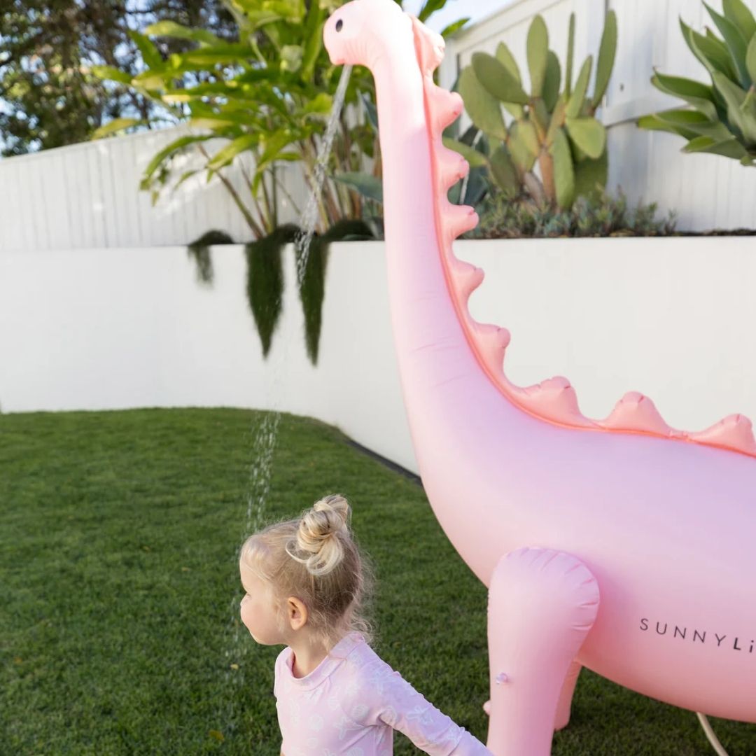 Dino Giant Sprinkler - Into the Wild Pink