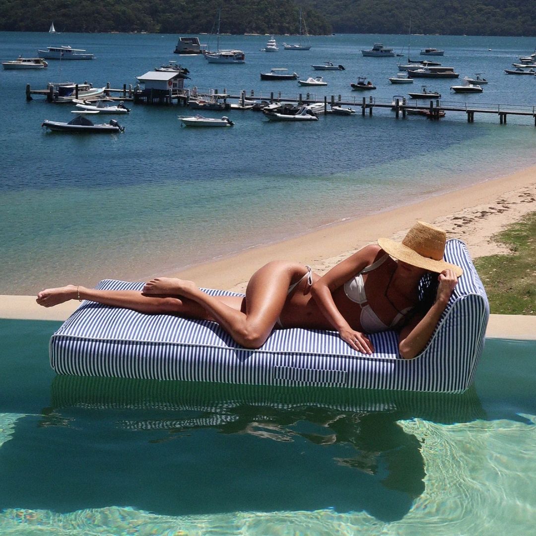Luxe Lie-On Lounger - Le Weekend Navy