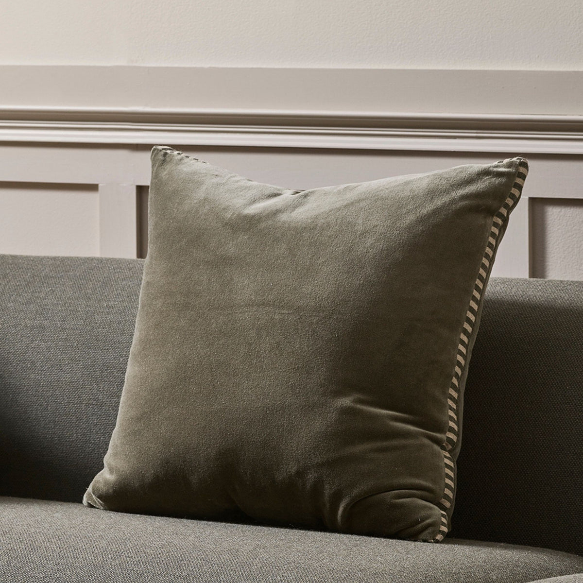 Edward Thyme Cushion