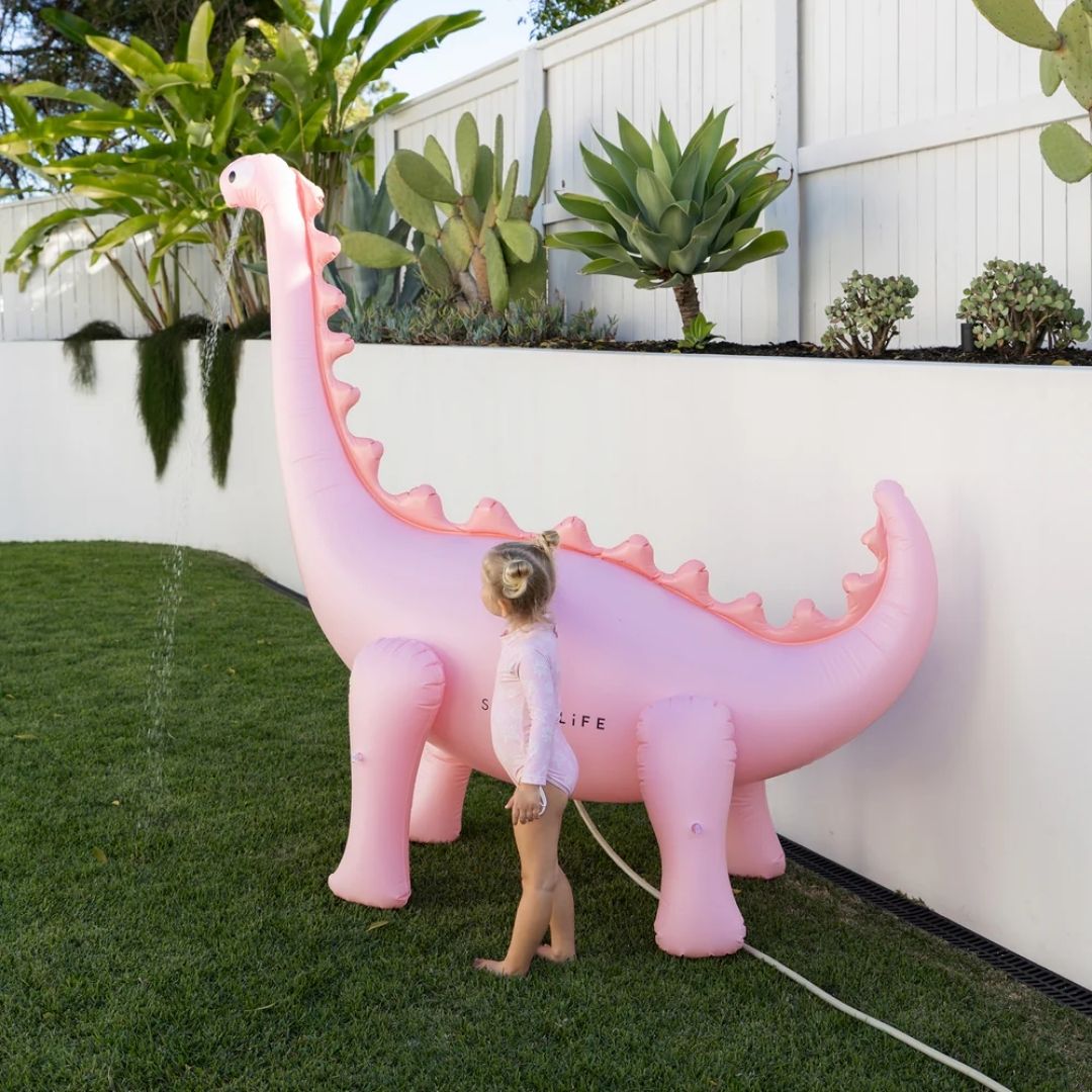 Dino Giant Sprinkler - Into the Wild Pink