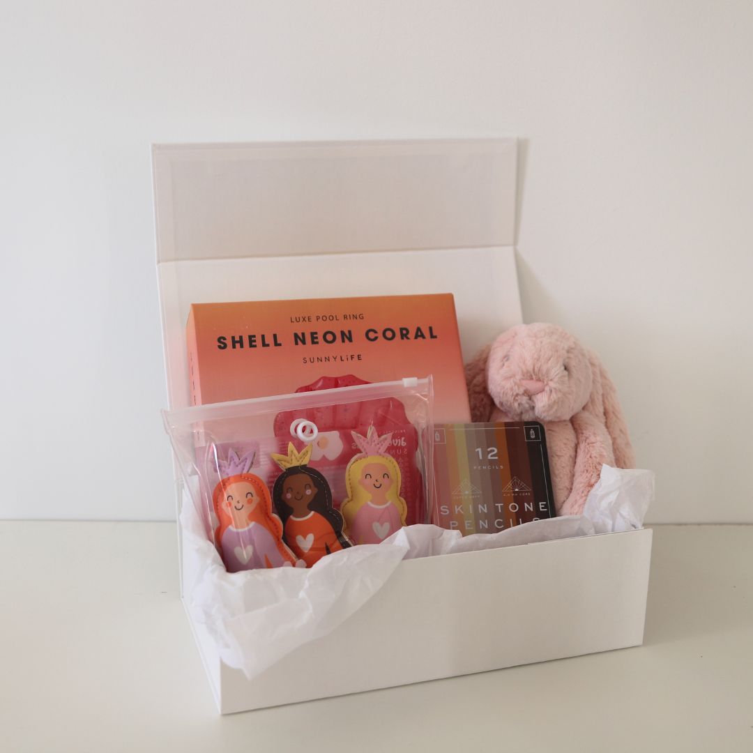 GIFT PACK - GirlMeluka Furniture by Danske Mobler