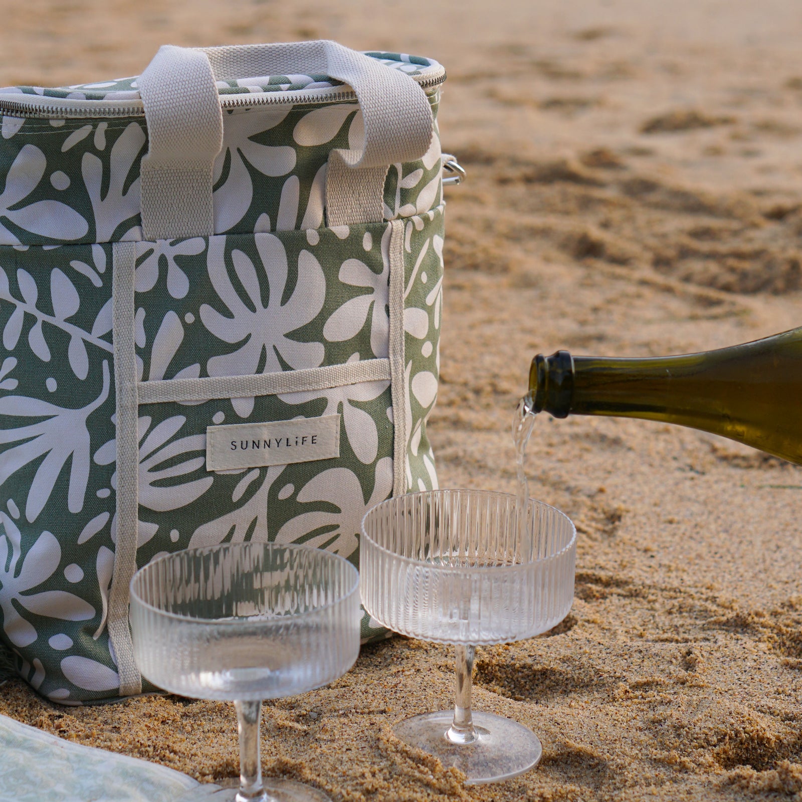 Canvas Drinks Cooler Bag - The Vacay Olive SmallMeluka Furniture by Danske Mobler