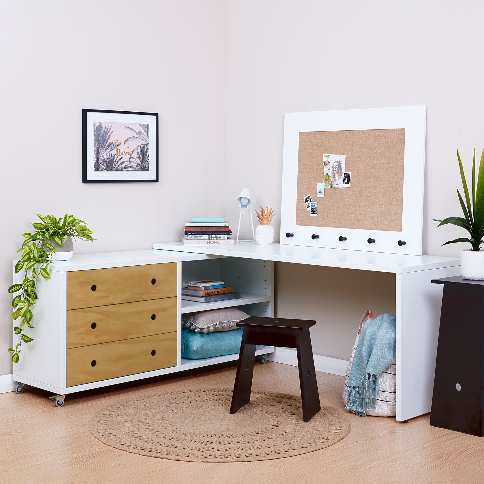 SIDEboy 2 Bay 3 High with DESKtop 1800 Example AMeluka Furniture by Danske Mobler